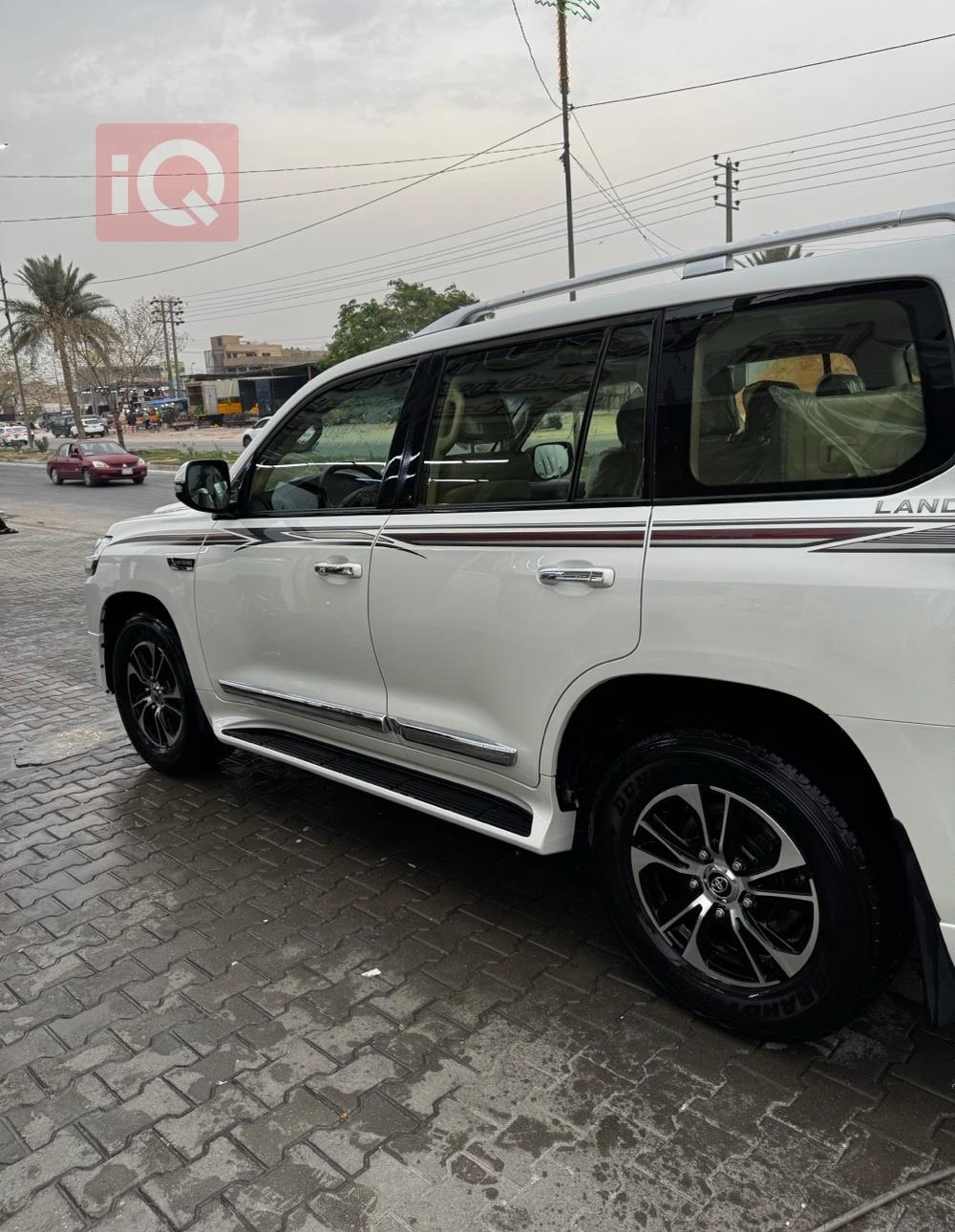 تويوتا لاندكروزر